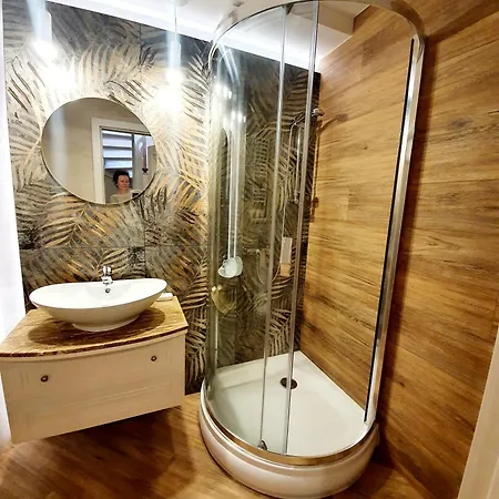 Siedem Pocalunkow, Jacuzzi, Sauna, Basen *
